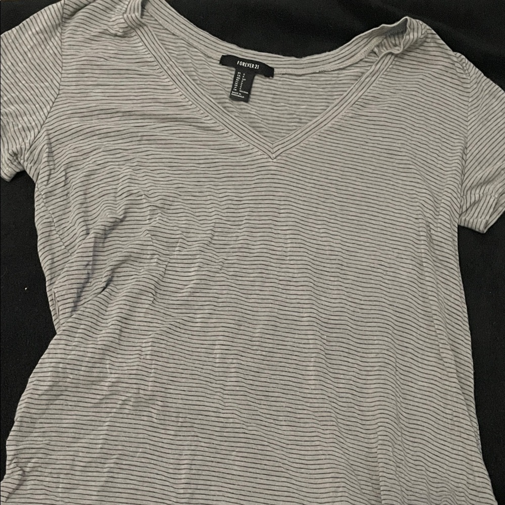 Forever 21 Light Gray Striped V-Neck Tee